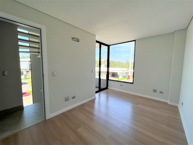 Casa de condomínio à venda Santa Candida com 180m² e 3 quartos por R$ 1.399.000 - 442580593-06suite01-1.JPEG