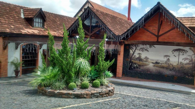 Comercial para alugar centro com 2000m² e 1 quarto por R$ 35.000 - 143721390-imagem-da-entrada.jpg