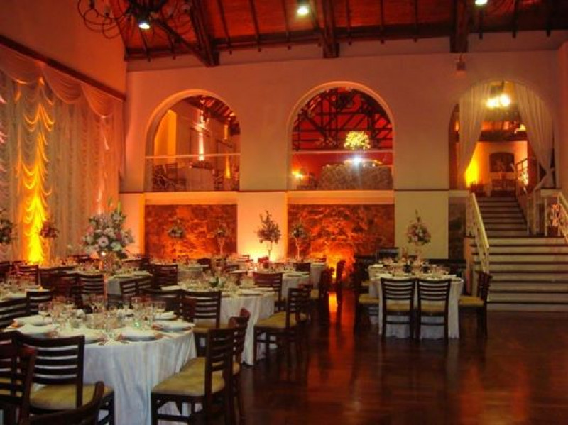 Comercial para alugar centro com 2000m² e 1 quarto por R$ 35.000 - 312881868-salao-arcadia-e-tropeiro-acima.jpg