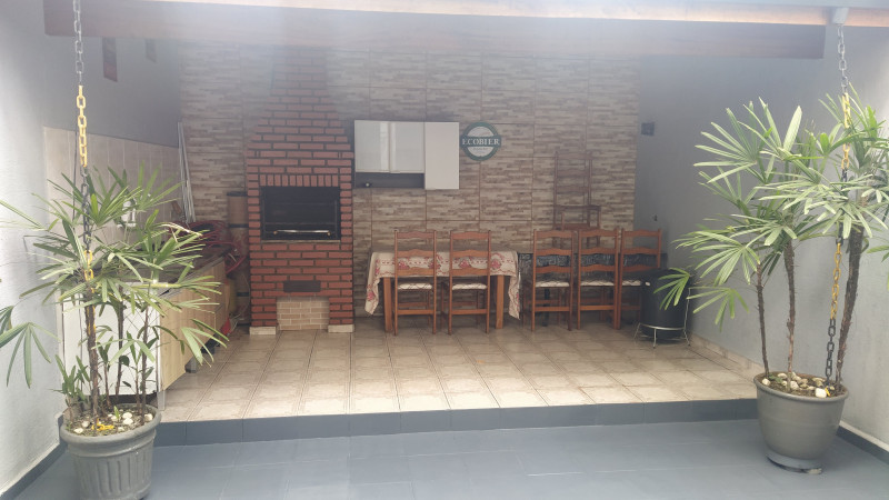 Casa à venda Vila Jundiai com 210m² e 3 quartos por R$ 450.000 - 111863527-edicula3.jpg