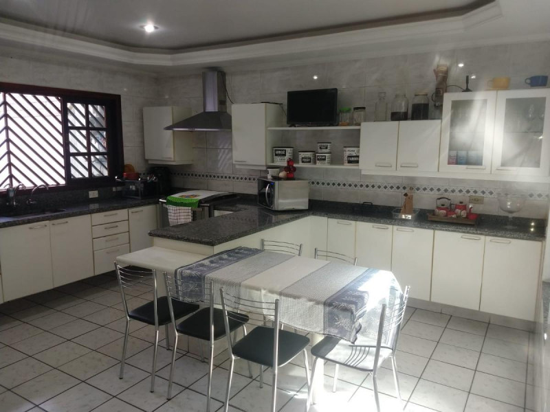 Casa à venda Vila Jundiai com 210m² e 3 quartos por R$ 450.000 - 849613713-cozinha2.jpg