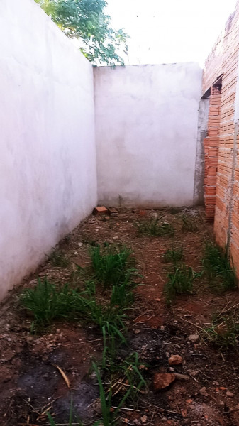 Terreno à venda (L-9) com 160m² e 1 quarto por R$ 208.000 - 1495481671-whatsapp-image-2023-09-16-at-18.jpeg
