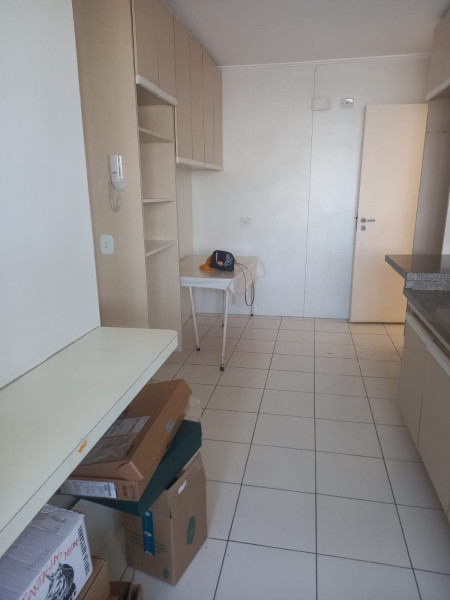 Apartamento à venda Vila Nova Conceição com 81m² e 2 quartos por R$ 980.000 - 1736976309-foto-cozinha-2.jpg