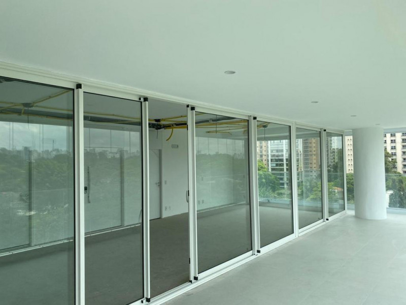 Apartamento à venda Ibirapuera com 233m² e 3 quartos por R$ 10.900 - 1359826070-873e763b-0ae3-456d-96aa-7eaa954235ef.jpeg