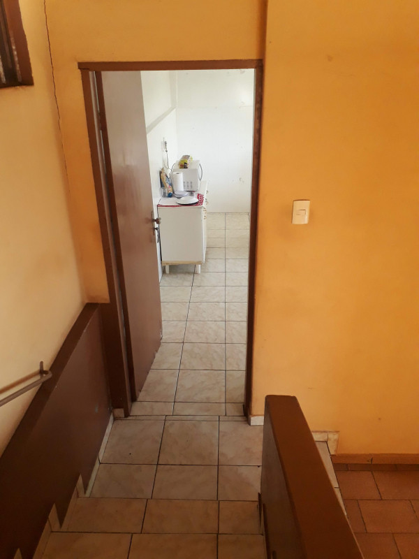 Casa à venda Progresso com 130m² e 3 quartos por R$ 260.000 - 946509425-escada-2.jpg