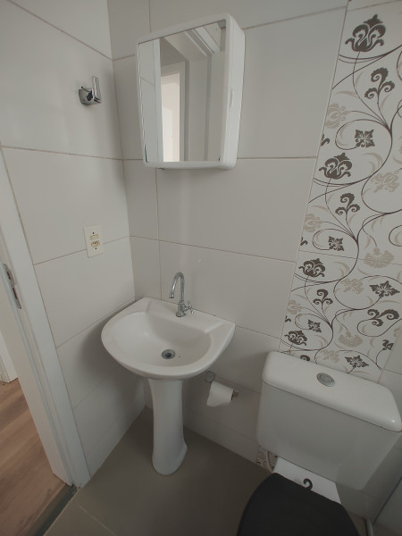 Apartamento para alugar Cachoeira com 44m² e 2 quartos por R$ 1.350 - 1262294941-17-banheiro-4.jpg