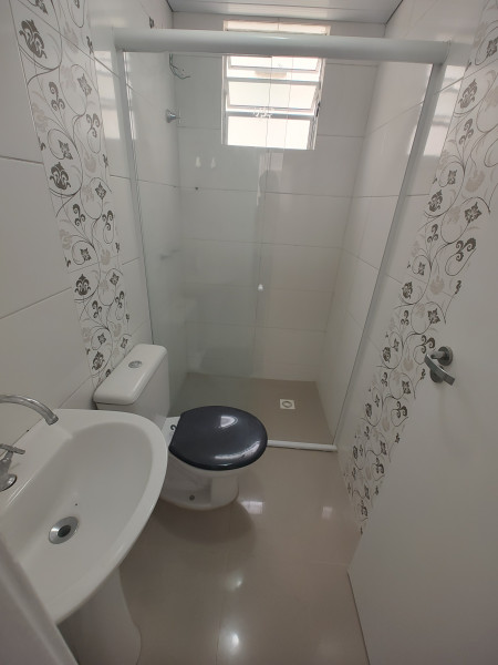 Apartamento para alugar Cachoeira com 44m² e 2 quartos por R$ 1.350 - 903859447-14-banheiro-1.jpg