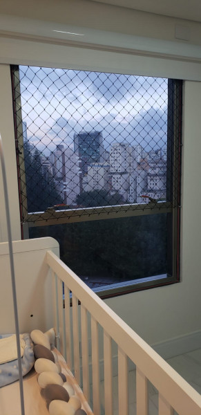 Apartamento à venda Bela Vista com 74m² e 2 quartos por R$ 1.250.000 - 406197583-quarto-bebe-vista-janela.jpg