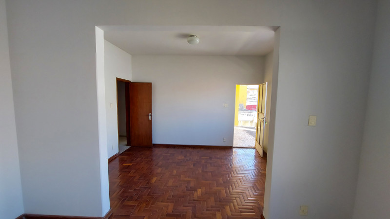 Casa à venda Santa Efigênia com 270m² e 4 quartos por R$ 1.090.000 - 1784512431-20230919-084701.jpg