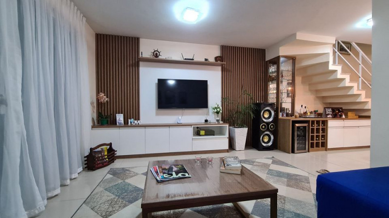 Casa de condomínio à venda Palmeiras com 127m² e 3 quartos por R$ 750.000 - 2074491135-0.jpg