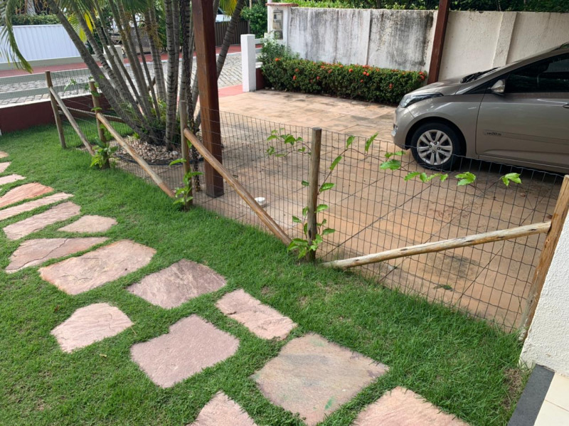 Casa de condomínio à venda Buraquinho com 180m² e 4 quartos por R$ 1.300.000 - 1224486003-12-garagem.jpg