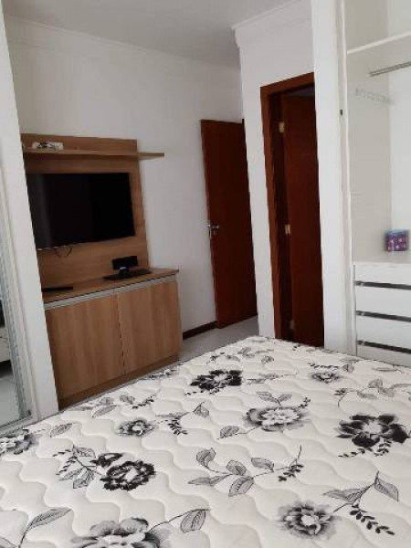 Casa de condomínio à venda Buraquinho com 180m² e 4 quartos por R$ 1.300.000 - 559990429-5-suite-master.jpg