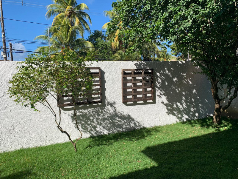 Casa de condomínio à venda Buraquinho com 180m² e 4 quartos por R$ 1.300.000 - 797533578-7-quintal-2.jpg