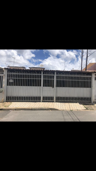Casa à venda Centro com 100m² e 2 quartos por R$ 290.000 - 1959194639-img-8522.png