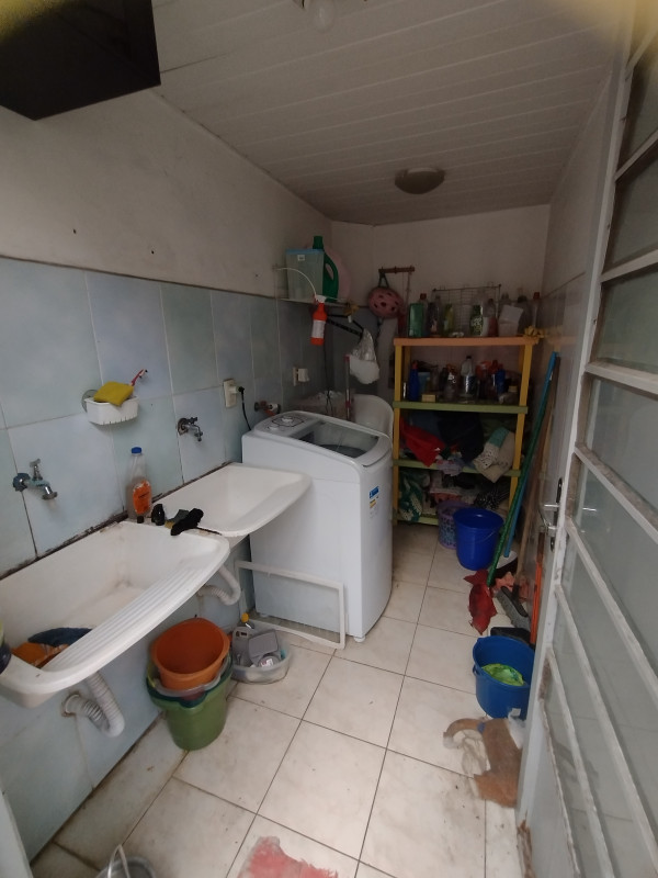 Casa à venda Planalto Paulista com 150m² e 4 quartos por R$ 1.200.000 - 683383388-lavandeiria.jpg