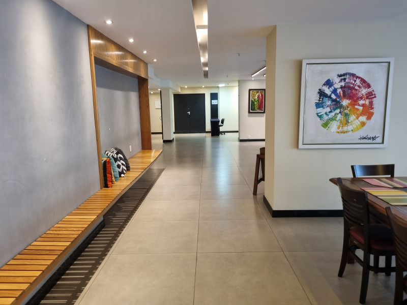 Apartamento à venda Copacabana com 50m² e 1 quarto por R$ 750.000 - 615428997-restaurante.jpg