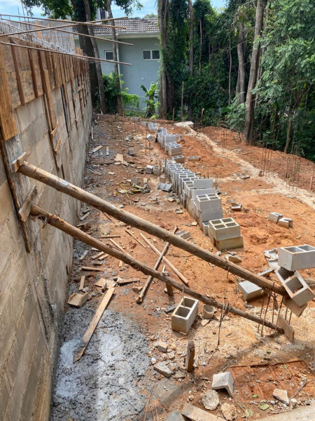 Terreno à venda Centro com 812m² e 1 quarto por R$ 850.000 - 1393481432-img-20230925-wa0050.jpg