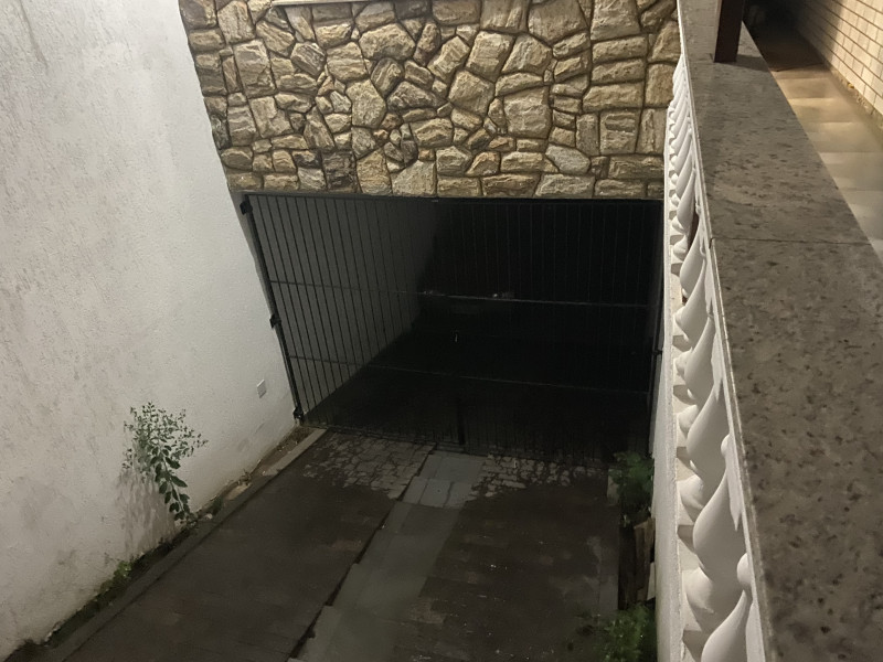 Casa à venda Vila Yolanda com 320m² e 3 quartos por R$ 980.000 - 224687002-66472a3f-4e3b-4cd9-abba-7cfd0bc01405.jpeg