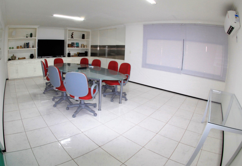 Comercial à venda Messejana com 2117m² e 1 quarto por R$ 4.200.000 - 1932322850-foto-2.jpg