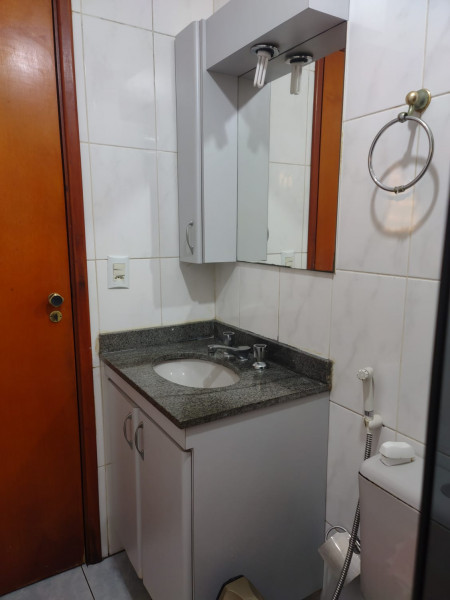 Apartamento à venda Vila Monumento com 69m² e 3 quartos por R$ 700.000 - 2130701527-outro-angulo-banheiro-social.jpeg