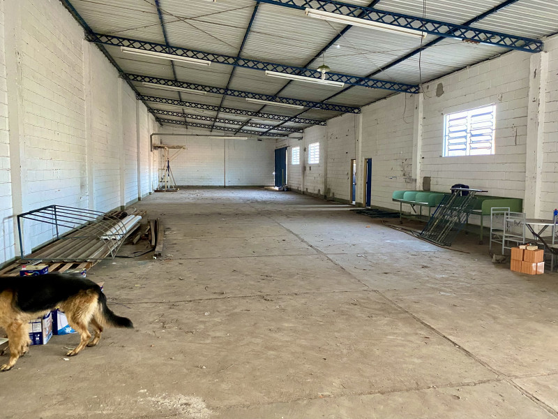 Comercial à venda Loteamento Industrial Salto Grande I com 2000m² e 1 quarto por R$ 2.300.000 - 1445505675-img-9534.jpg