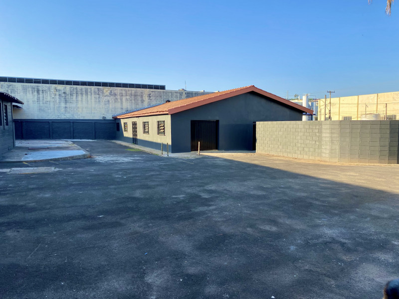 Comercial à venda Loteamento Industrial Salto Grande I com 2000m² e 1 quarto por R$ 2.300.000 - 194981083-img-9525.jpg