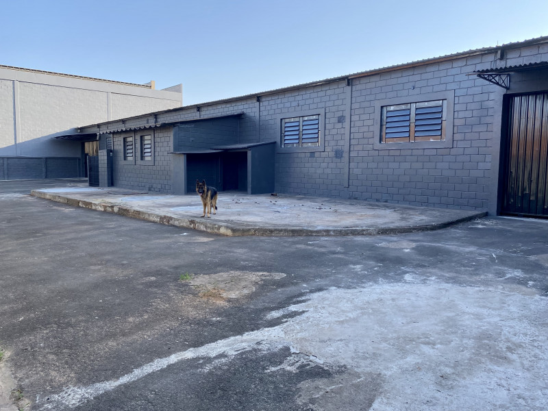 Comercial à venda Loteamento Industrial Salto Grande I com 2000m² e 1 quarto por R$ 2.300.000 - 2032286197-img-9529.jpg