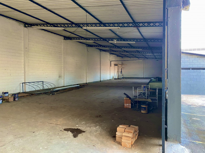 Comercial à venda Loteamento Industrial Salto Grande I com 2000m² e 1 quarto por R$ 2.300.000 - 420514126-img-9533.jpg