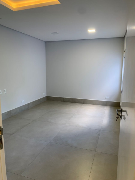 Casa à venda Vila Maracana com 246m² e 4 quartos por R$ 1.000.000 - 1653154676-whatsapp-image-2022-05-25-at-10.jpeg