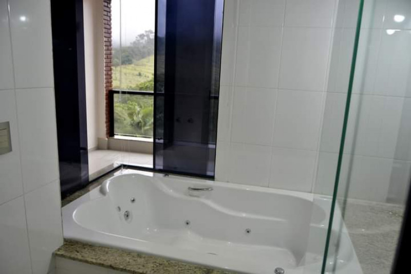 Comercial à venda Centro com 238333m² e 1 quarto por R$ 7.500.000 - 1188191187-whatsapp-image-2023-09-26-at-10.jpeg