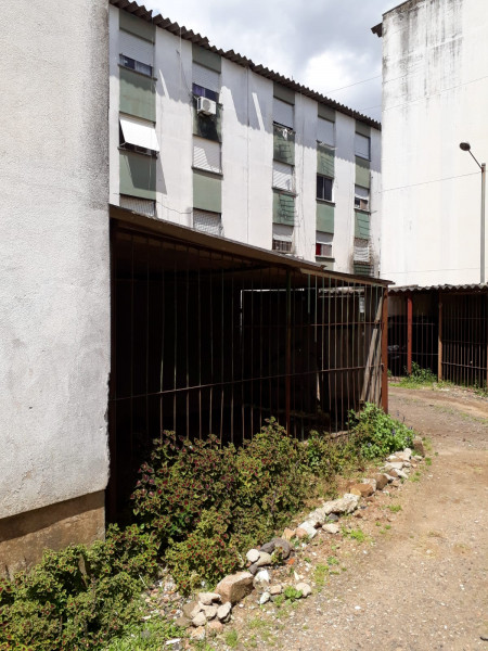 Apartamento à venda Rubem Berta com 52m² e 2 quartos por R$ 60.000 - 1098128625-img-20230117-wa0014.jpg