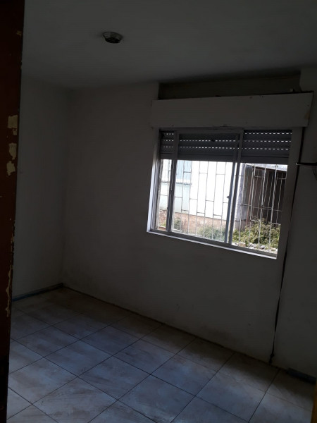Apartamento à venda Rubem Berta com 52m² e 2 quartos por R$ 60.000 - 1315857512-img-20230117-wa0023.jpg