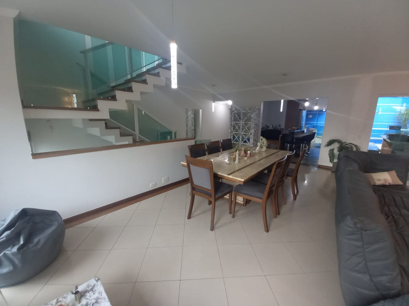 Casa à venda Vila Irmãos Arnoni com 215m² e 4 quartos por R$ 1.245.000 - 98089633-16e569ea-6ae9-436c-954c-b2607a41ef92.jpeg