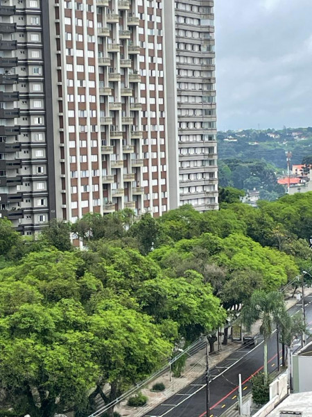 Apartamento à venda Mercês com 160m² e 4 quartos por R$ 940.000 - 2044718402-b4848e25-e3f7-45e9-8dd5-fca3c0463387.jpeg