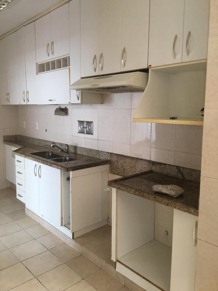 Apartamento à venda Copacabana com 175m² e 3 quartos por R$ 2.500.000 - 25549900-01-10-cozinha-2.jpeg