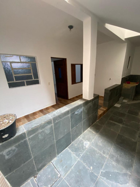 Casa à venda Jardim Santa Luzia com 256m² e 3 quartos por R$ 450.000 - 2038215092-6a5b94b1-d5db-471b-8309-e7e8b4e90c4d.jpeg