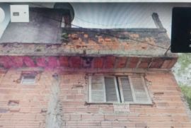 Casa à venda Conjunto Promorar São Luis com 75m² - 5 dormitórios -  vagas - R$ 320.000 - 403987212-096399ad-0edb-4901-9c17-321bacfd6379.jpg