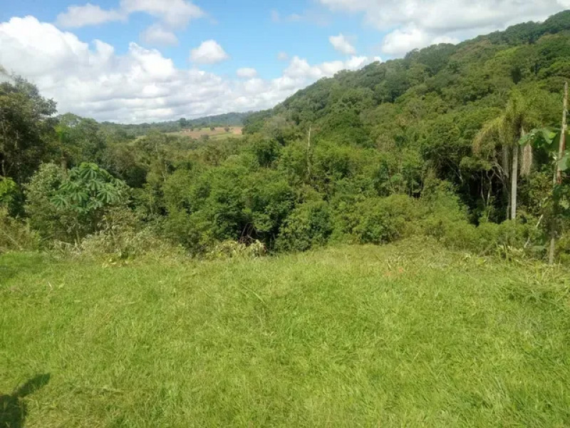 Casa à venda Conjunto Promorar São Luis com 75m² e 5 quartos por R$ 320.000 - 1739063091-2.jpg
