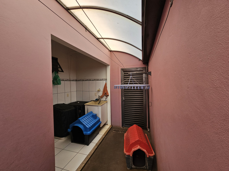 Casa à venda Jardim Ciranda com 130m² e 3 quartos por R$ 560.000 - 1416327865-20230915-170714.jpg