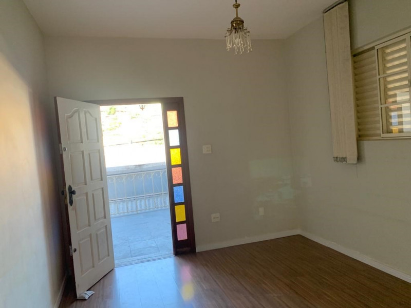 Casa à venda Santa Efigênia com 240m² e 5 quartos por R$ 660.000 - 1530203824-f13.jpg