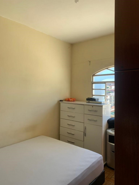 Casa à venda Santa Efigênia com 240m² e 5 quartos por R$ 660.000 - 239345169-c10.jpg