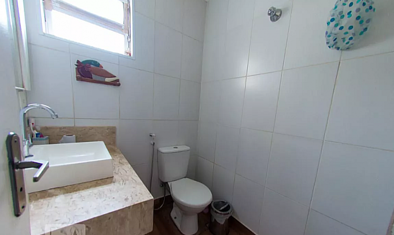 Apartamento à venda Alto de Pinheiros com 77m² e 3 quartos por R$ 500.000 - 1045800599-banheiro.png