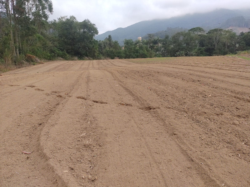 Terreno à venda Centro com 10000m² e 1 quarto por R$ 400.000 - 835272385-img-20231001-wa0033.jpg