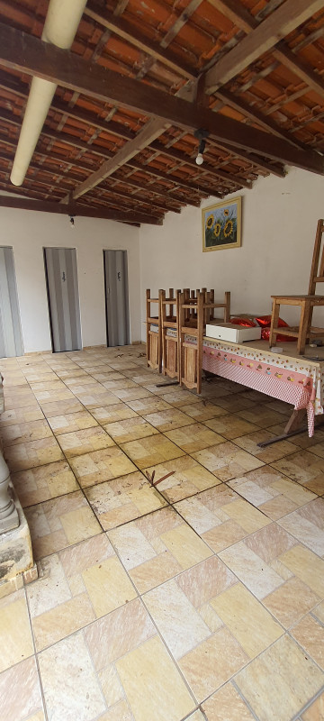 Casa à venda Vila Jardini com 370m² e 8 quartos por R$ 650.000 - 177747813-20231002-161850.jpg
