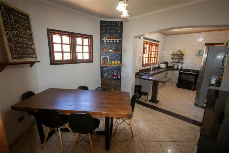 Chácara à venda Jardins com 260m² e 4 quartos por R$ 1.150.000 - 1682917840-gtimagehandler-81.jpeg