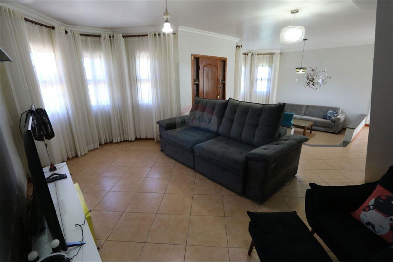 Chácara à venda Jardins com 260m² e 4 quartos por R$ 1.150.000 - 1980604713-gtimagehandler-92.jpeg