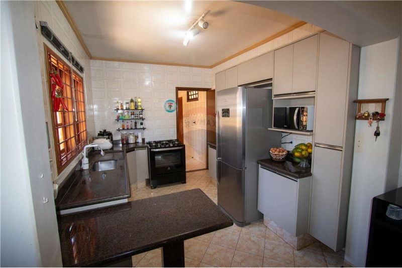 Chácara à venda Jardins com 260m² e 4 quartos por R$ 1.150.000 - 357993303-gtimagehandler-78.jpeg