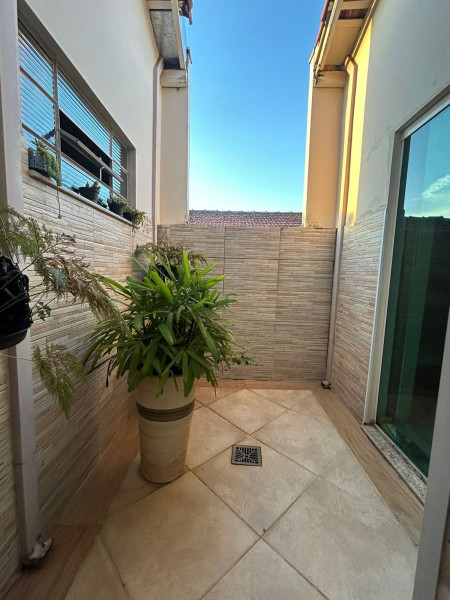 Casa à venda Vila Eunice com 400m² e 3 quartos por R$ 750.000 - 852284693-19.jpg