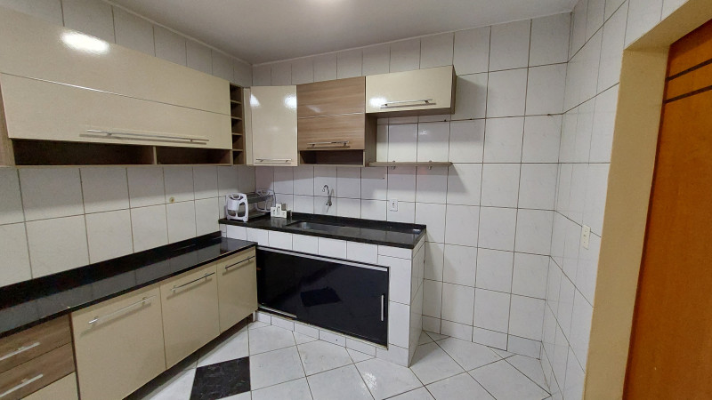 Casa de condomínio à venda Taquara com 220m² e 4 quartos por R$ 550.000 - 1711372230-18-lig-cozinha-vi.jpg