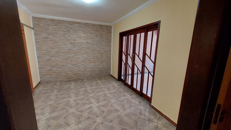 Casa de condomínio à venda Taquara com 220m² e 4 quartos por R$ 550.000 - 1807916185-04-lig-sala-jantar.jpg